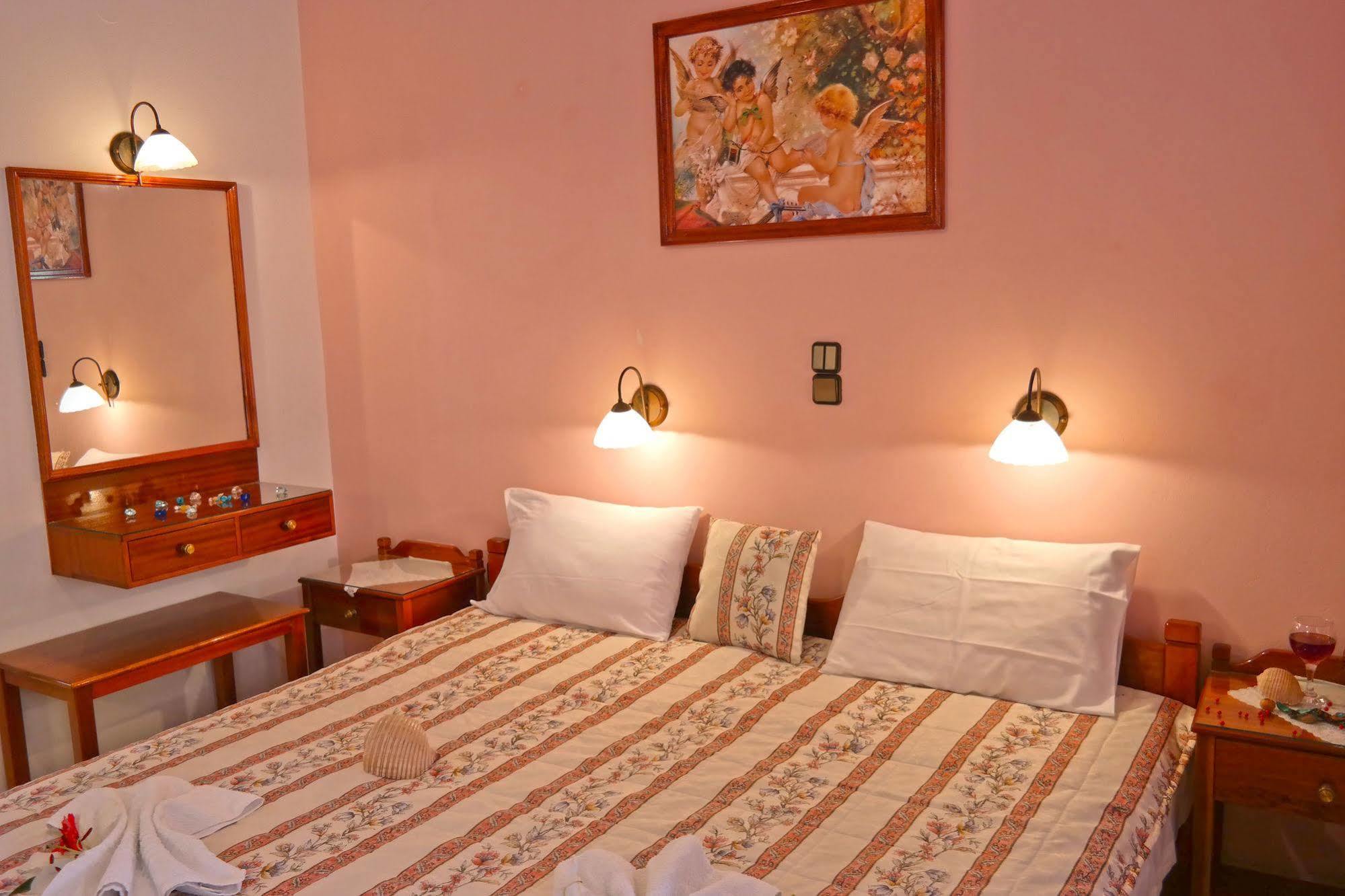 Golden Beach Studios Down Town Naxos City Dış mekan fotoğraf